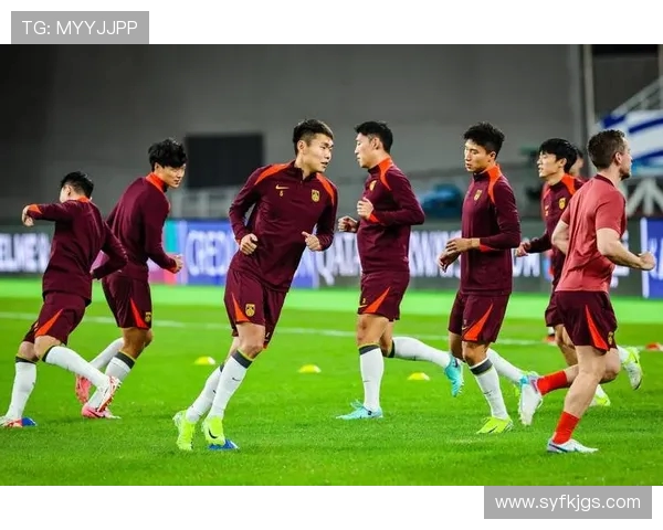 ⚖️雷速评审团热议安东尼泰勒上半场红牌改黄判罚是否公正